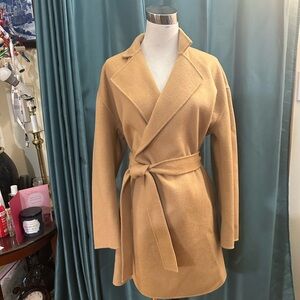 Elegant Tan Women's Trench Coat